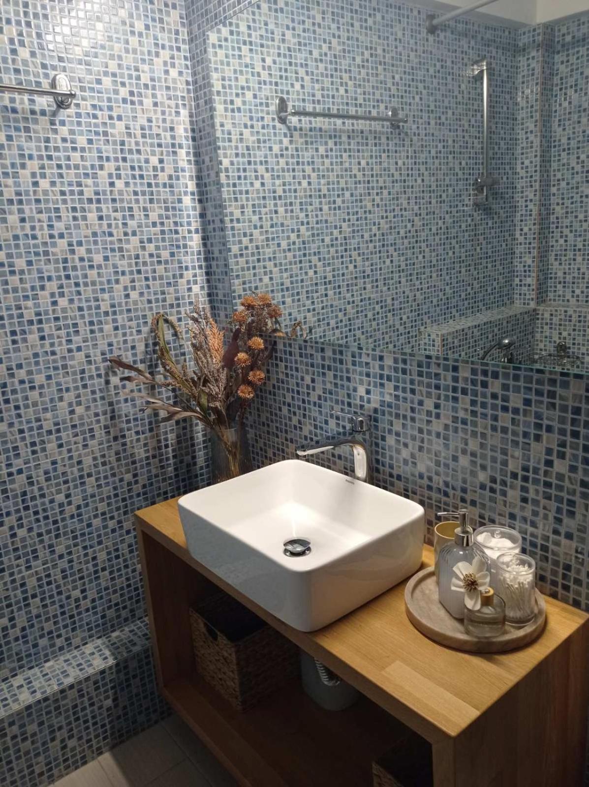 Teo Vivi Maizonette Apartment ไซคิย์นธอสทาวน์ ภายนอก รูปภาพ