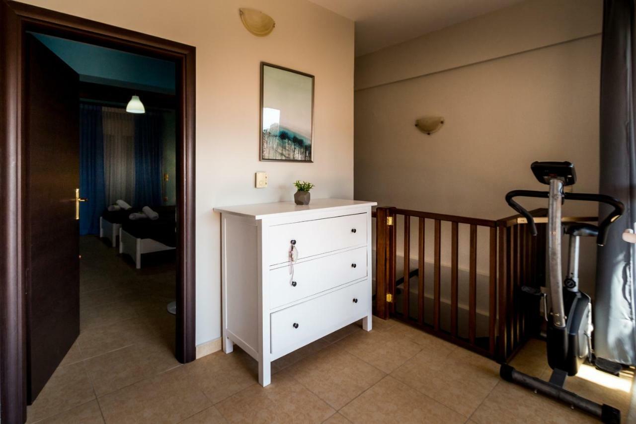 Teo Vivi Maizonette Apartment ไซคิย์นธอสทาวน์ ภายนอก รูปภาพ