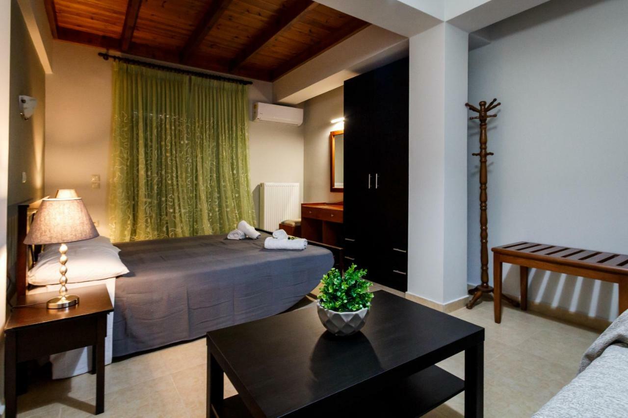 Teo Vivi Maizonette Apartment ไซคิย์นธอสทาวน์ ภายนอก รูปภาพ