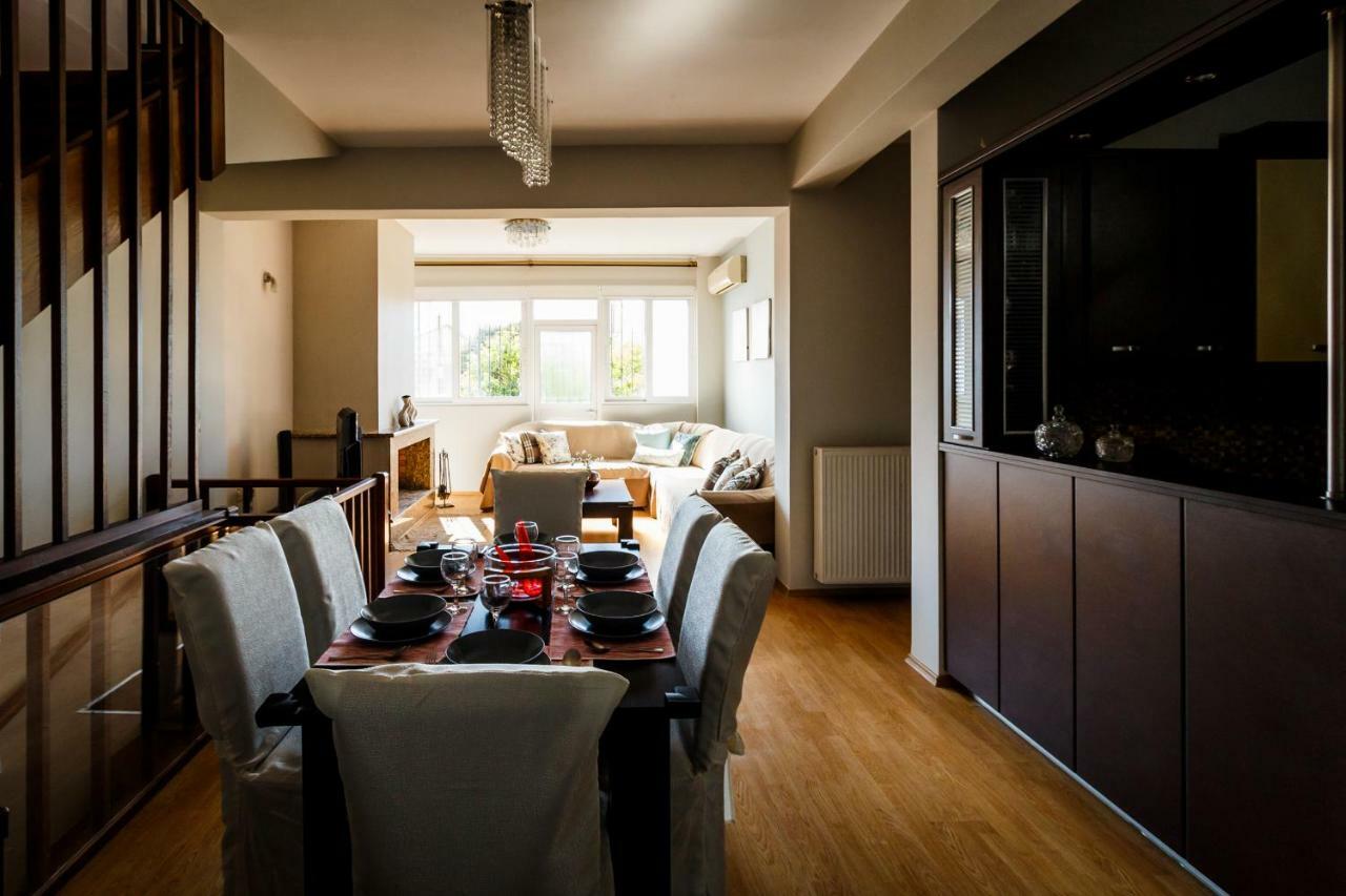 Teo Vivi Maizonette Apartment ไซคิย์นธอสทาวน์ ภายนอก รูปภาพ