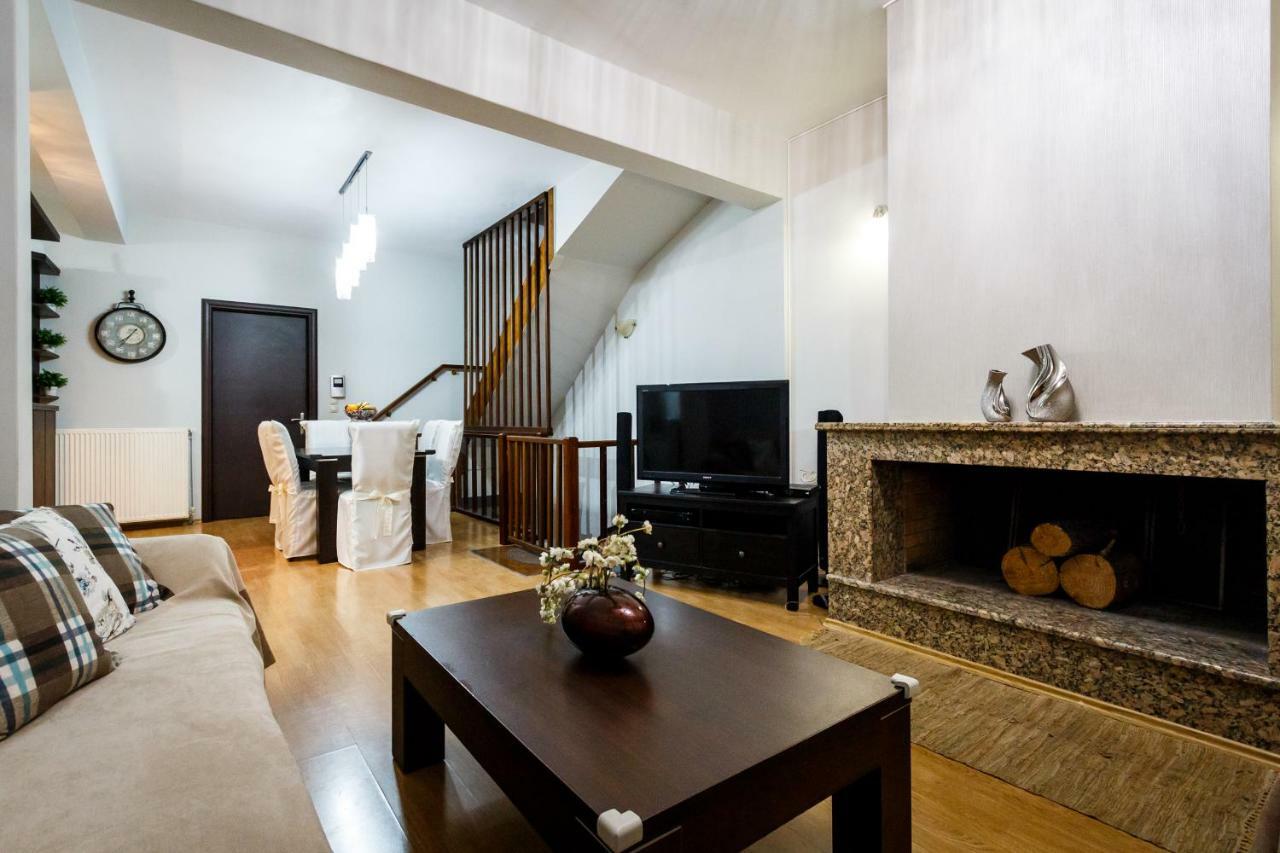 Teo Vivi Maizonette Apartment ไซคิย์นธอสทาวน์ ภายนอก รูปภาพ