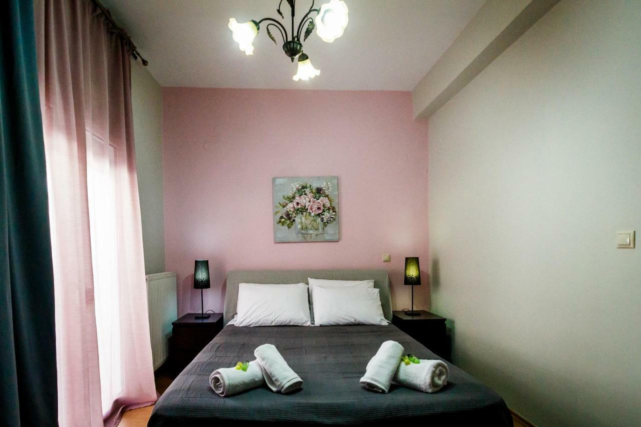 Teo Vivi Maizonette Apartment ไซคิย์นธอสทาวน์ ภายนอก รูปภาพ